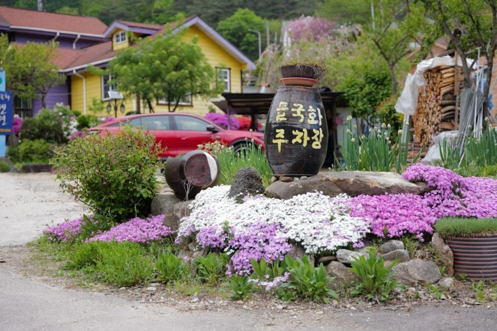 Inje Deulgukwa Pension Bagian luar foto